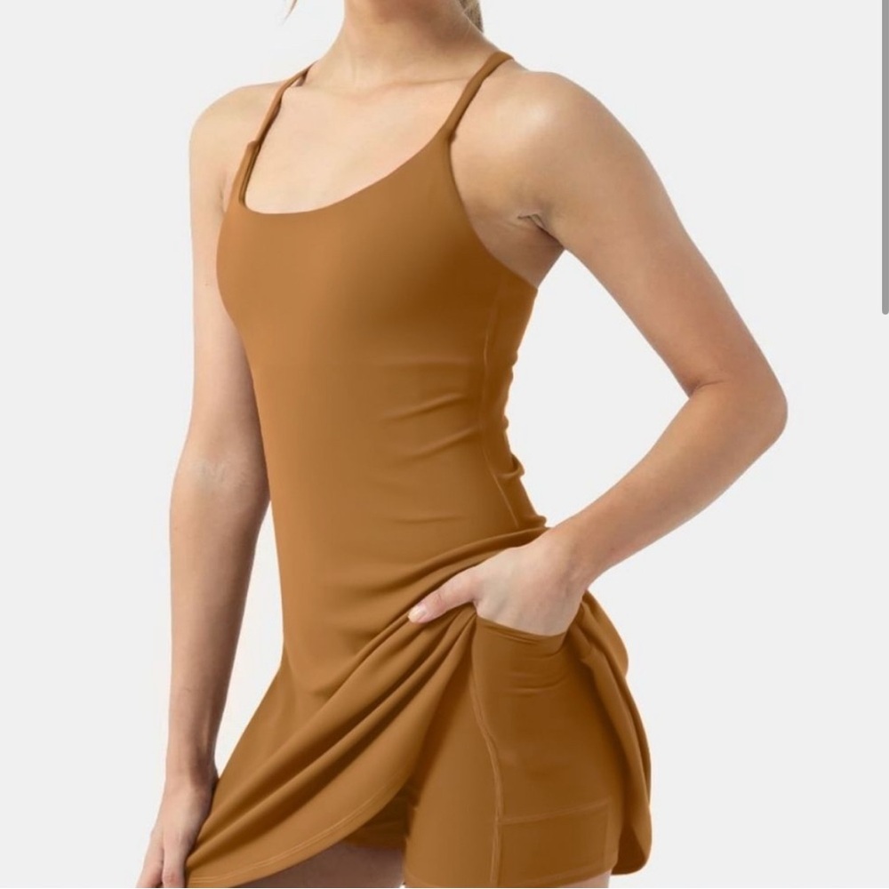 HALARA softlyzero active dress